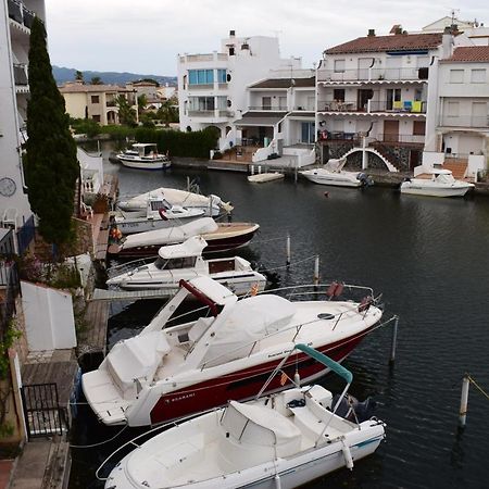Apartamento Con Bonitas Vistas Al Canal Ref 337 Empuriabrava Kültér fotó